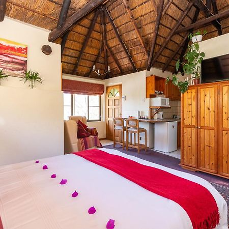 Montagu Little Sanctuary - Hot Spring Access At Reduced Price Apartment Екстериор снимка